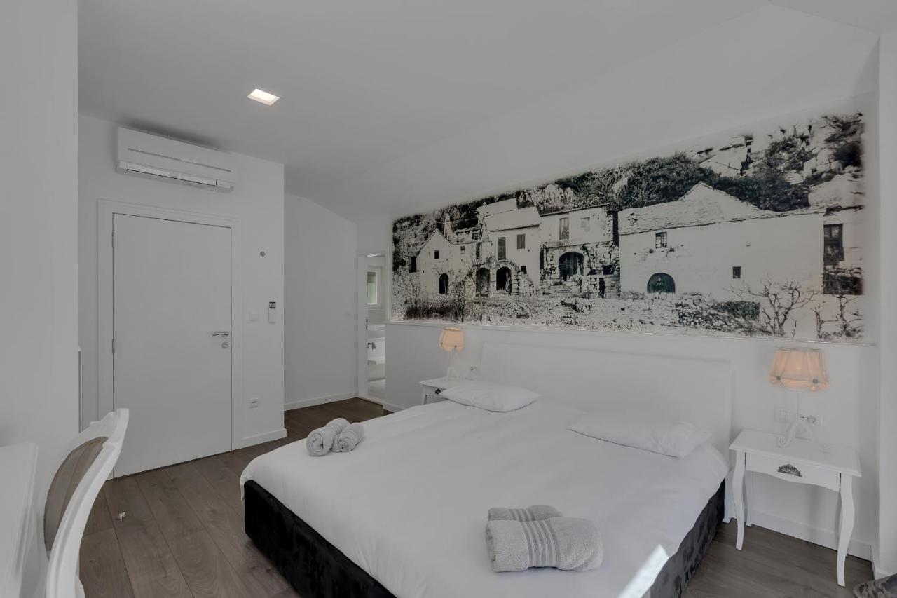 Villa Prestige Baška Voda Buitenkant foto
