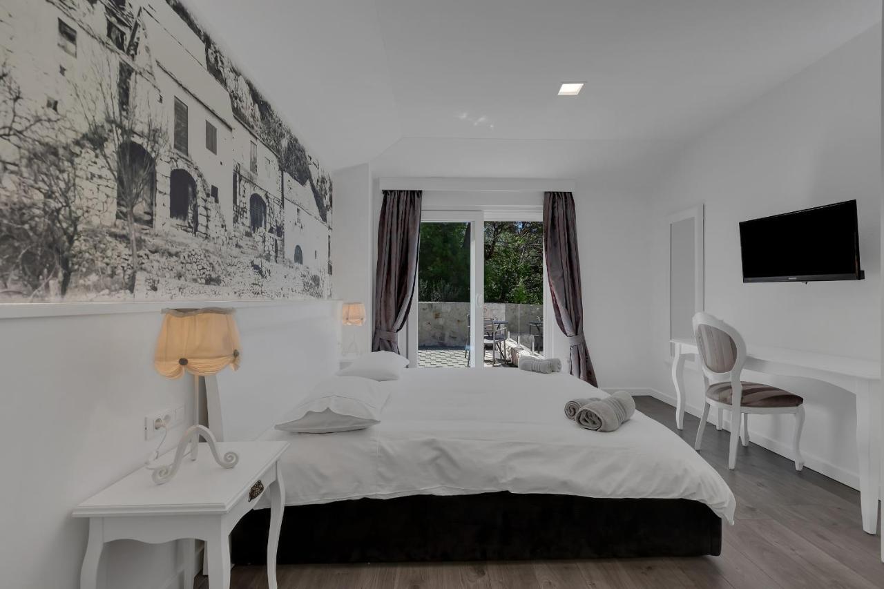Villa Prestige Baška Voda Buitenkant foto