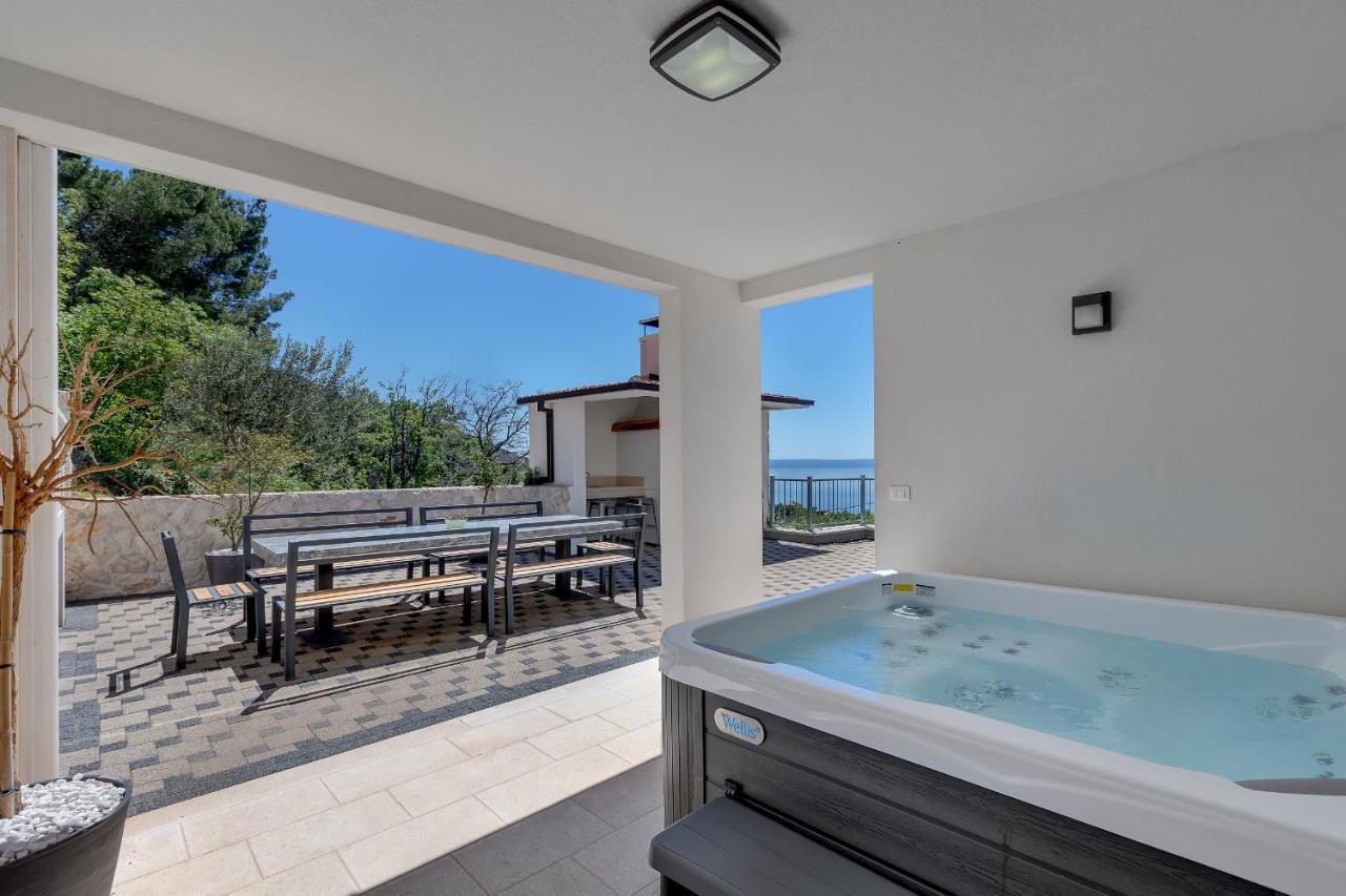 Villa Prestige Baška Voda Buitenkant foto