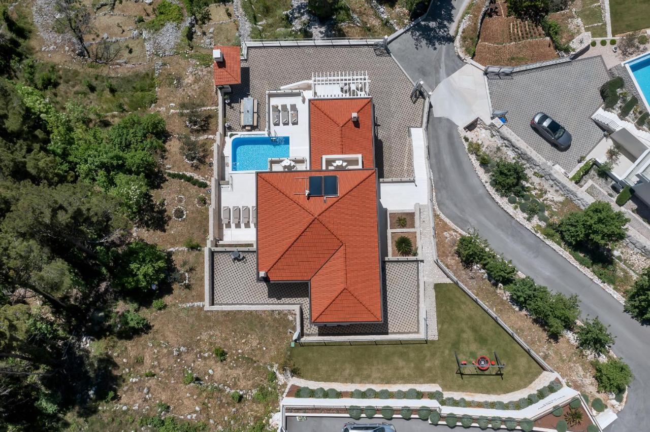 Villa Prestige Baška Voda Buitenkant foto